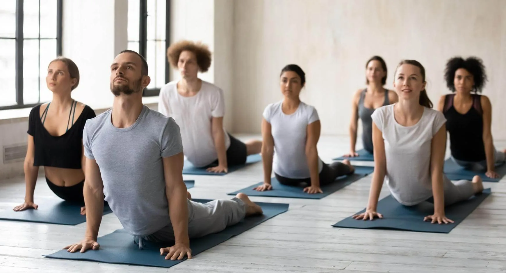 Yoga im Sitzen – Sanfte Yoga-Übungen zur Entspannung & Stressabbau